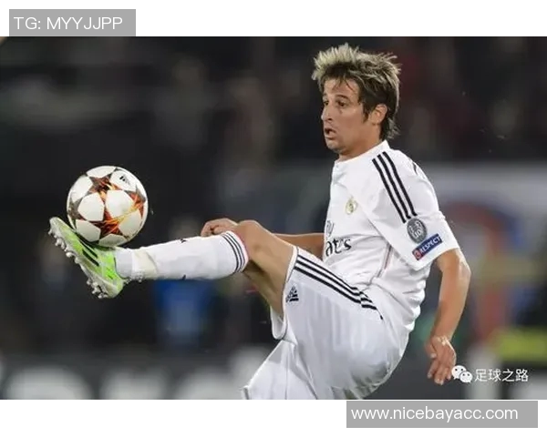 从普通球员到足球明星的华丽转身音乐之旅 从普通球员到足球明星的华丽转身音乐之旅