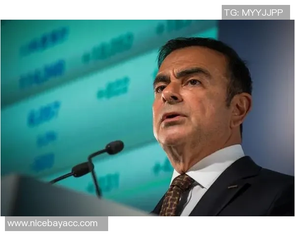 揭露足球明星背后的秘密与丑闻盘点那些被踢爆的传奇球员故事