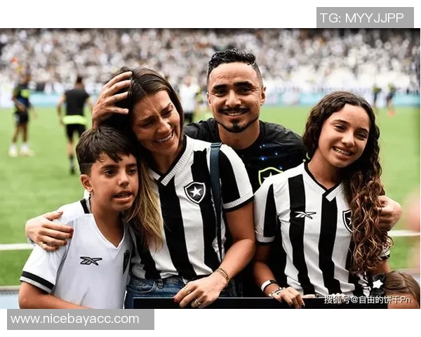 被踢出的足球明星们的逆袭之路与重返赛场的梦想 被踢出的足球明星们的逆袭之路与重返赛场的梦想