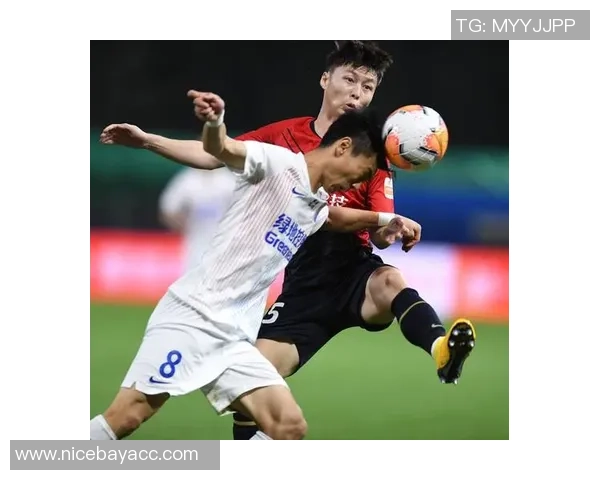 赛后分析:西安足球队与深圳足球队球员个人能力全面对比与评估 赛后分析:西安足球队与深圳足球队球员个人能力全面对比与评估